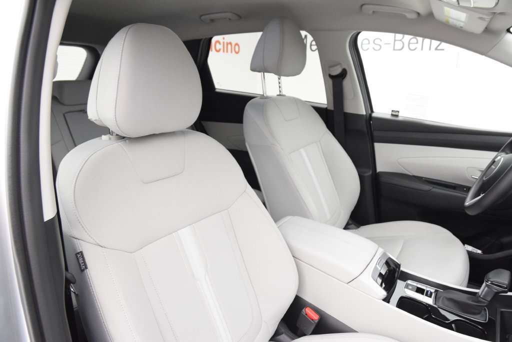 Used 2025 Hyundai Tucson SEL FWD image 17