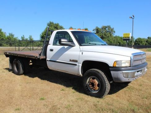 Used 2001 Dodge Ram 3500 Truck 4x4 Regular Cab image 3