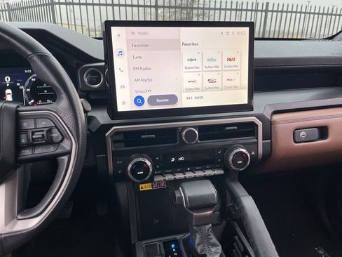 Used 2025 Toyota 4Runner Limited w/ Tow Technology Package image 19