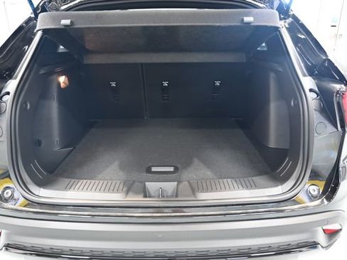 New 2026 Chevrolet Trax RS w/ Sunroof Package FWD image 27