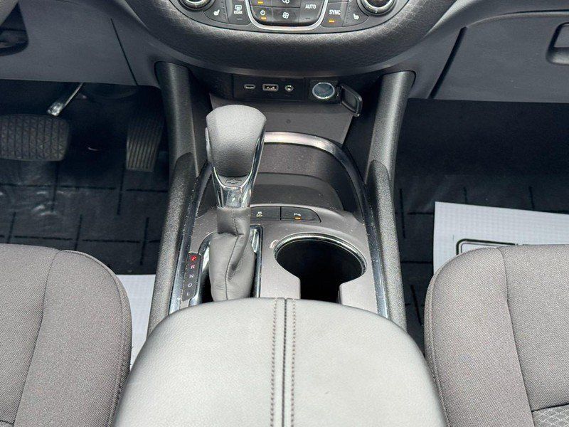 Used 2024 Chevrolet Malibu LT FWD image 14