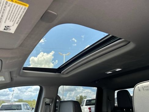Used 2024 GMC Sierra 1500 Denali AWD/4WD image 21
