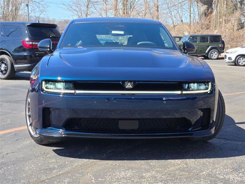 Used 2024 Dodge Charger Scat Pack w/ Plus Group image 4