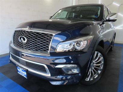 Used 2016 INFINITI QX80 4WD w/ Deluxe Technology Package