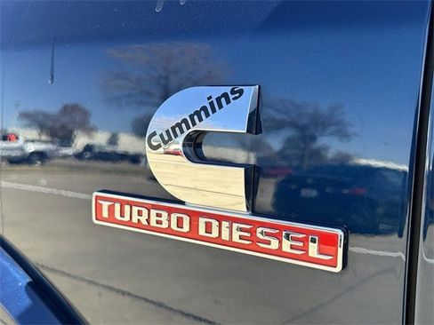 Used 2022 RAM 2500 Limited image 12
