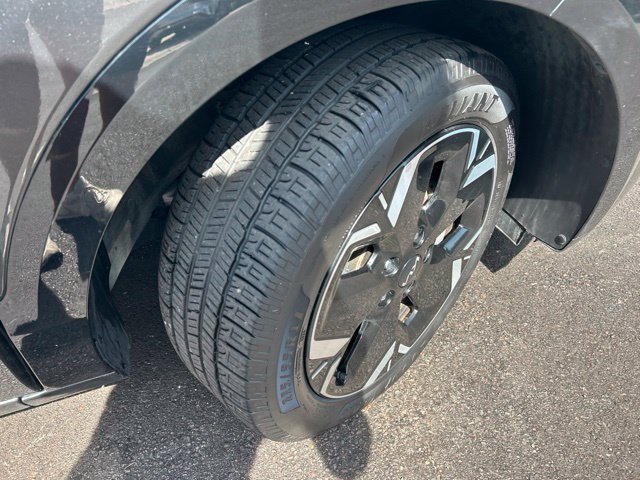 Used 2023 Kia Niro Wave FWD image 36