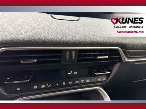 Used 2025 MAZDA CX-90 3.3 Turbo w/ Preferred Package image 29