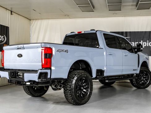 Used 2024 Ford F250 Lariat w/ Black Appearance Package AWD/4WD image 8