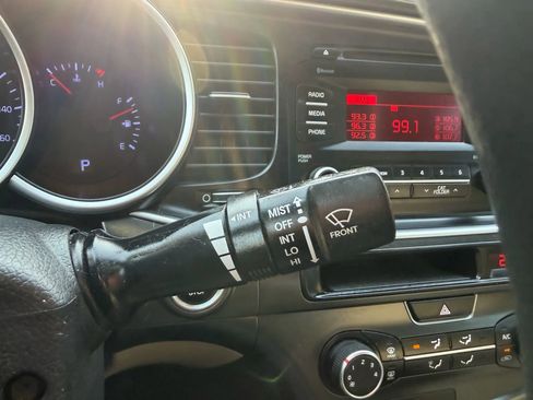 Used 2015 Kia Optima LX w/ LX Convenience Package image 21