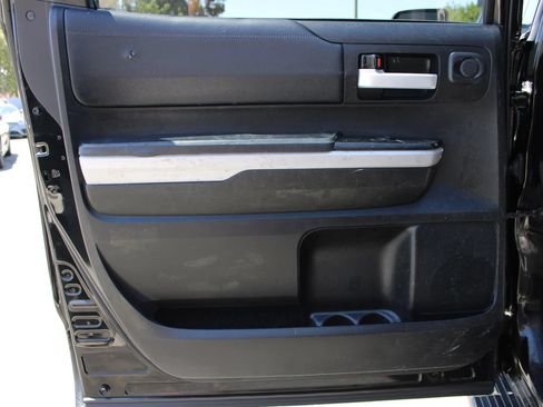 Used 2021 Toyota Tundra SR5 AWD/4WD image 13