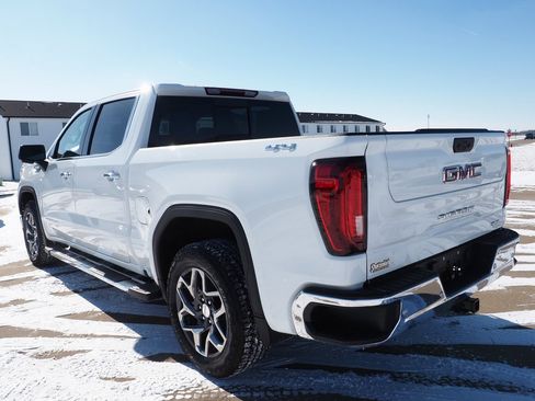 Used 2024 GMC Sierra 1500 SLT w/ SLT Premium Plus Package image 18