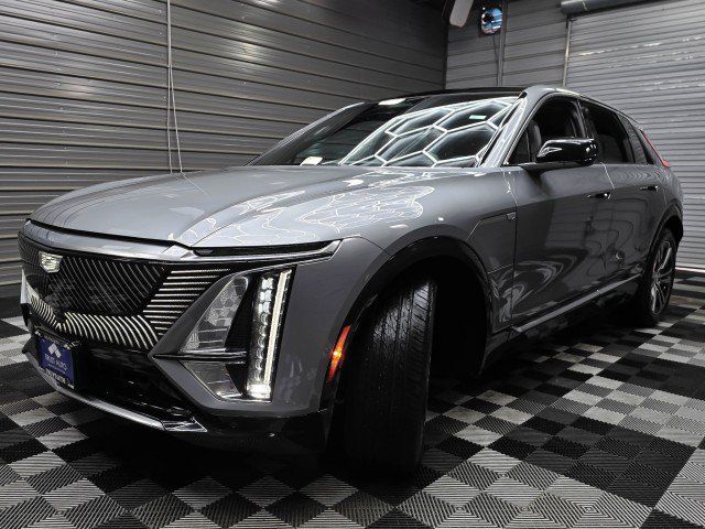 Used 2024 Cadillac Lyriq Luxury w/ LPO, Floor Liner Package AWD/4WD image 46