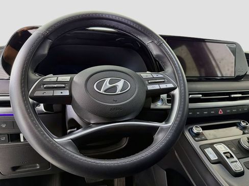 Used 2025 Hyundai Palisade Calligraphy AWD/4WD image 13