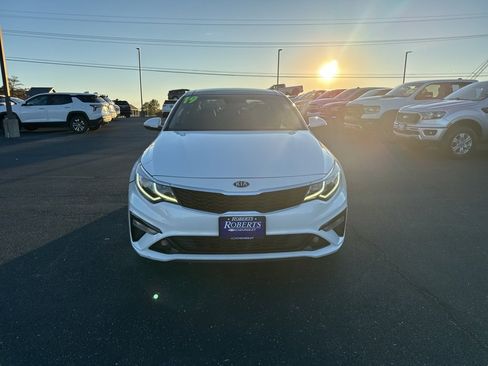 Used 2019 Kia Optima S w/ S Panoramic Sunroof Package image 8