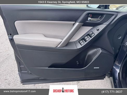 Used 2014 Subaru Forester 2.5i Touring image 21