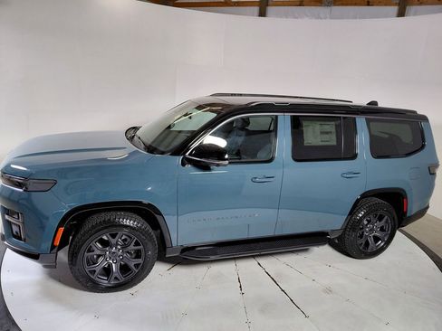 New 2026 Jeep Grand Wagoneer 4WD image 4