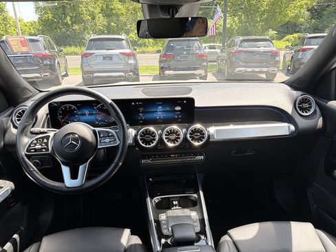Used 2023 Mercedes-Benz GLB 250 4MATIC image 16