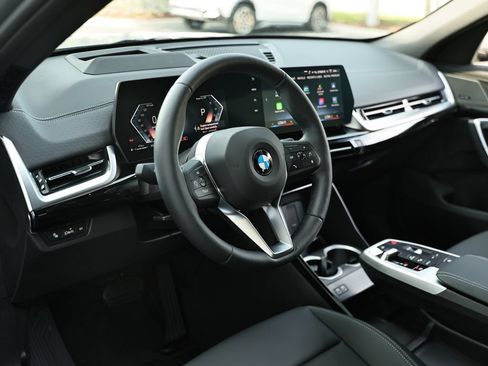 New 2027 BMW X2 xDrive28i AWD/4WD image 18