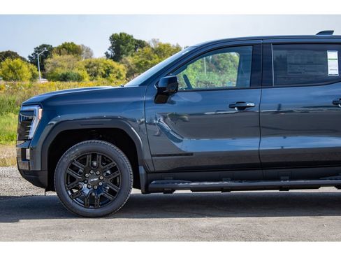 New 2026 GMC Sierra EV Elevation w/ LPO, Elevation Dark Package image 39