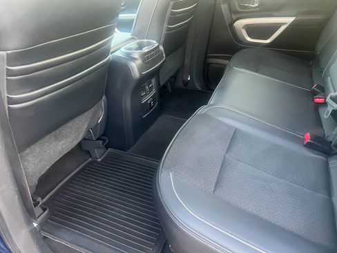 Used 2018 Nissan Titan PRO-4X image 11