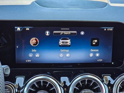 New 2025 Mercedes-Benz GLA 250 4MATIC image 16