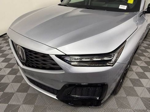 Used 2025 Acura MDX A-Spec image 12