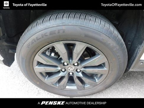 Used 2026 Toyota RAV4 XLE Premium AWD/4WD image 7
