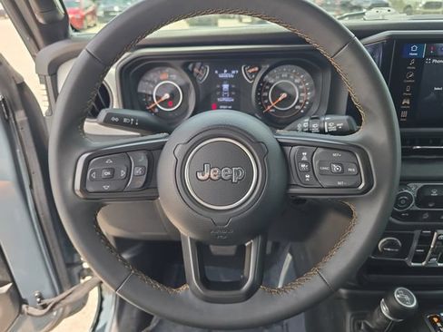 Used 2024 Jeep Wrangler Unlimited Sport AWD/4WD image 24