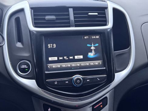 Used 2017 Chevrolet Sonic Premier image 12