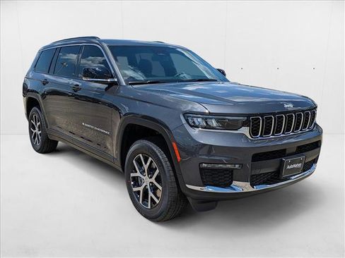 New 2025 Jeep Grand Cherokee L Limited image 3