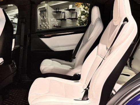 Used 2018 Tesla Model X 100D image 21