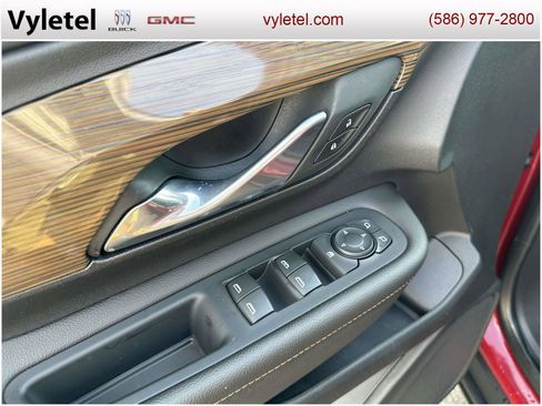Used 2019 GMC Terrain SLE image 16
