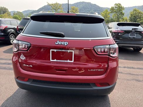 Used 2025 Jeep Compass Limited AWD/4WD image 5