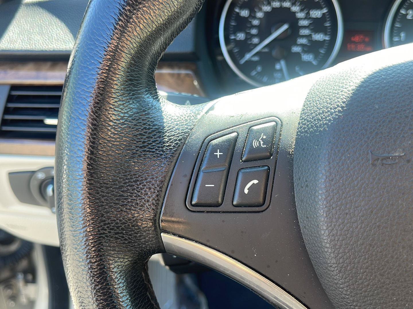 Used 2008 BMW 335i Convertible RWD image 21