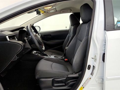 Certified 2022 Toyota Corolla LE w/ LE Convenience Package image 25