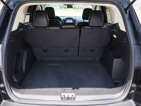 Used 2019 Ford Escape SE FWD image 25