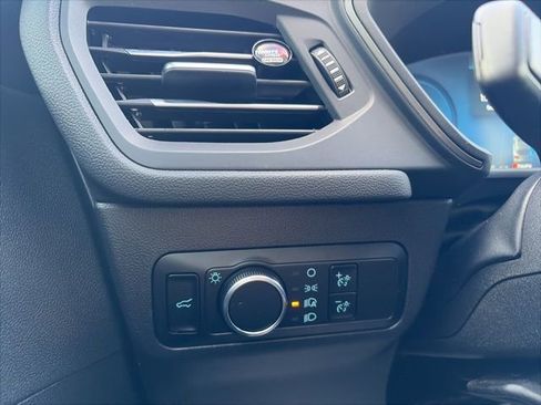 Used 2023 Ford Escape Active w/ Tech Pack #2 image 18