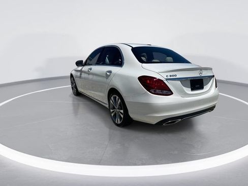 Used 2018 Mercedes-Benz C 300 Sedan w/ Premium Package image 8
