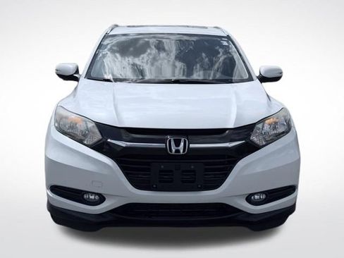 Used 2017 Honda HR-V EX-L image 2