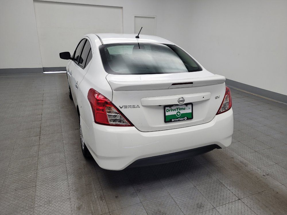 Used 2019 Nissan Versa SV FWD image 6