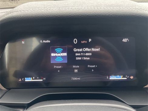 Used 2024 Jeep Grand Cherokee L Limited image 23