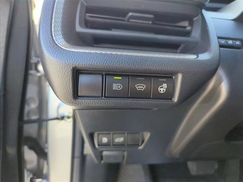 Used 2024 Toyota Prius Limited w/ Limited Premium Package image 22