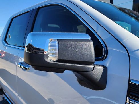 New 2026 GMC Sierra 1500 SLT w/ SLT Premium Plus Package image 12