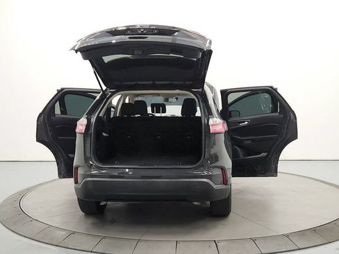 Used 2021 Ford Edge SE FWD image 15