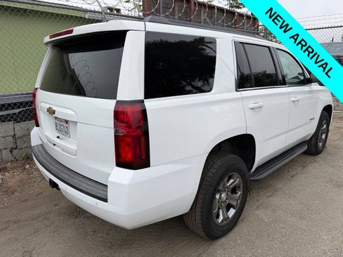 Used 2019 Chevrolet Tahoe LS RWD image 3