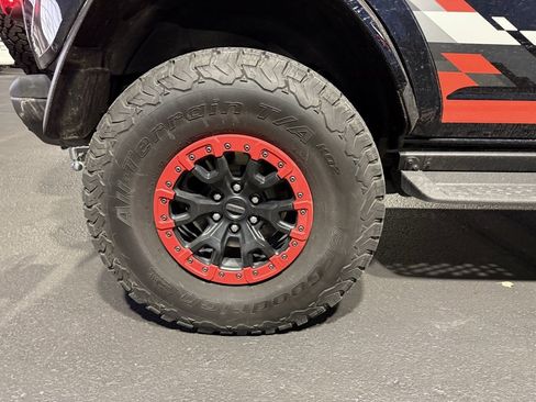 Used 2024 Ford Bronco Raptor image 7