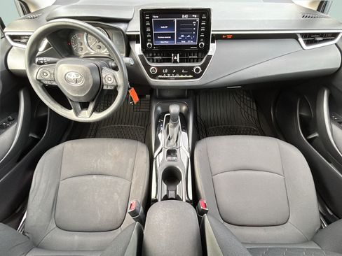Used 2021 Toyota Corolla LE FWD image 11