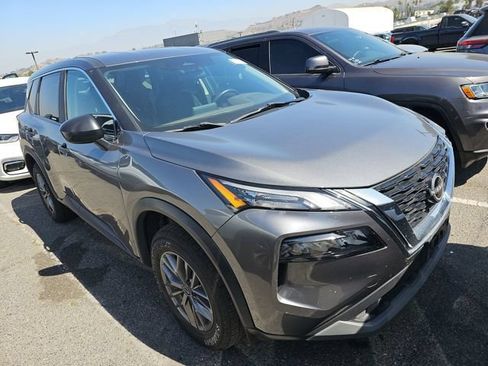 Used 2023 Nissan Rogue S AWD/4WD image 2