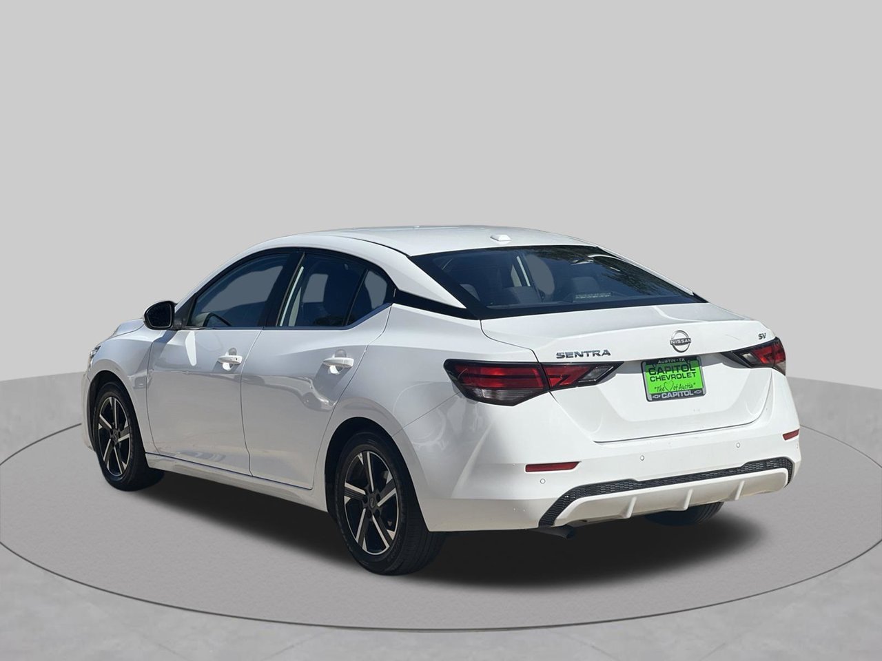Used 2024 Nissan Sentra SV FWD image 3