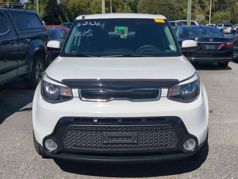 Used 2016 Kia Soul + image 1